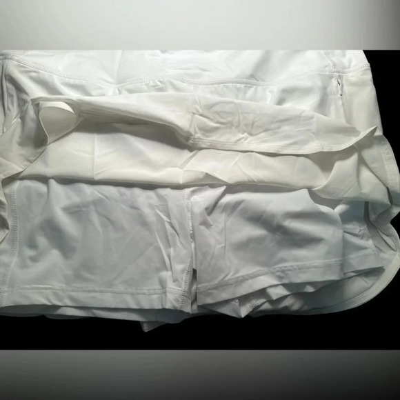 Outdoor Voices Hudson 4” white skort NWT - Picture 4 of 10